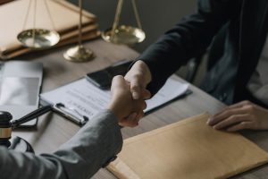 Kurumsal Portallar ile Entegre Hukuk Yönetimi